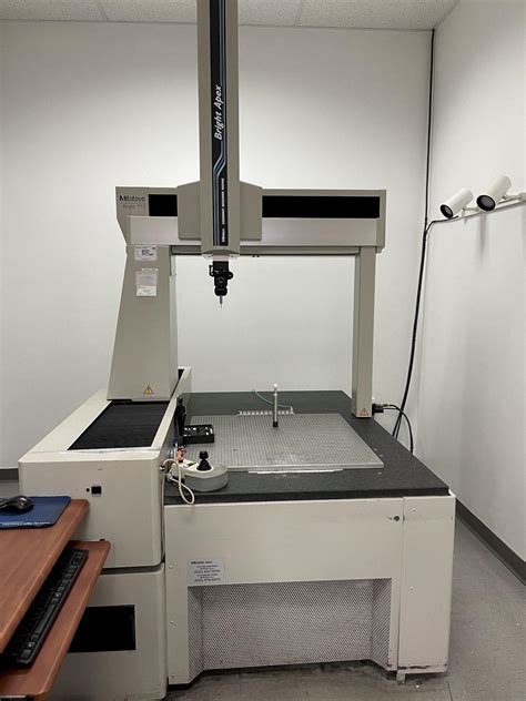 mitutoyo measuring machine